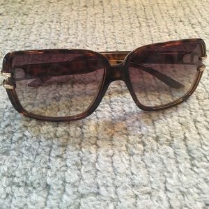 Dior tortoise sunglasses