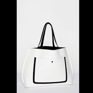 The Avenue Tote - Fabletics - New with Tags