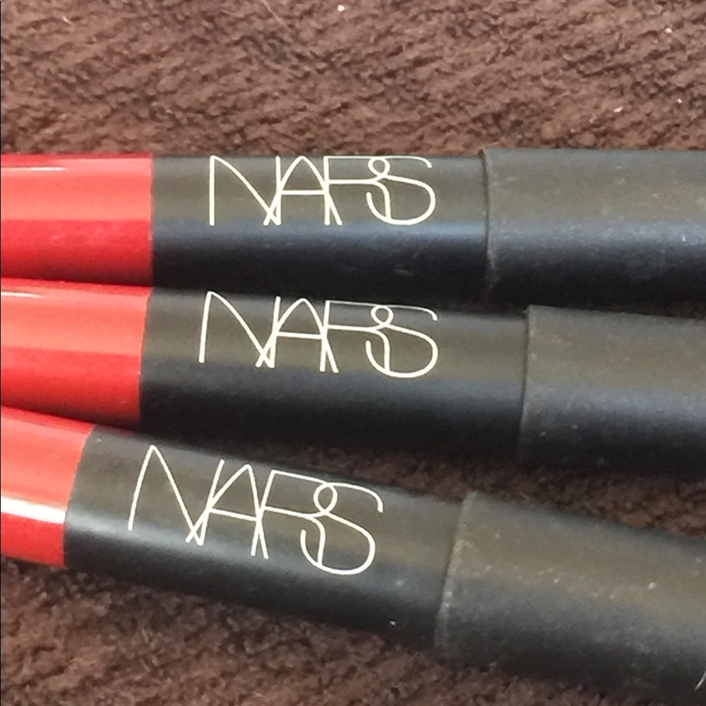 3 NARS lipsticks