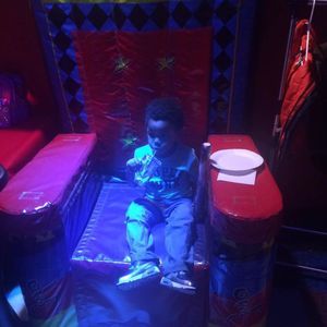 Meet your Posher, Aaron