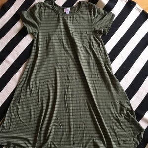 LuLa Roe Carly - green stripes