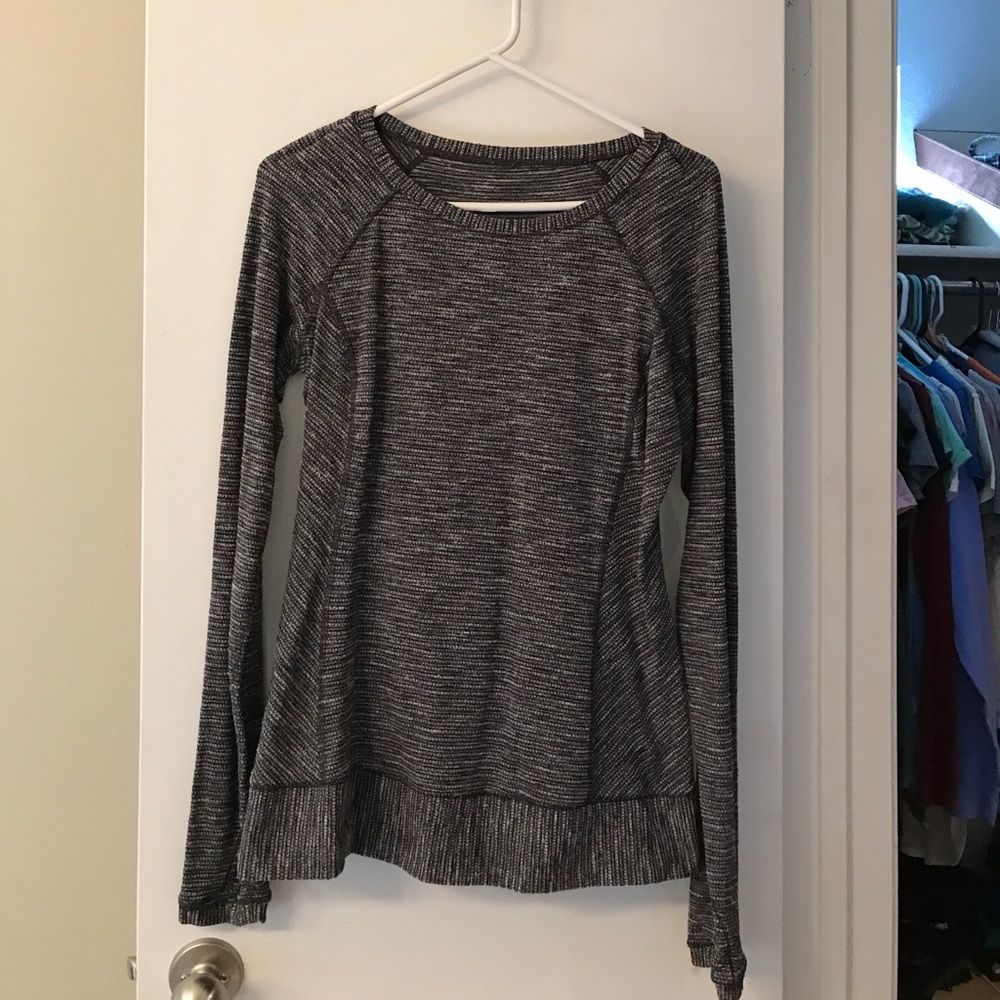 Lululemon long sleeve pique top
