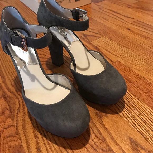 Brand new Michael Kors suede shoes - Picture 4 of 4