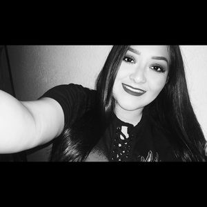 Meet your Posher, Grisel