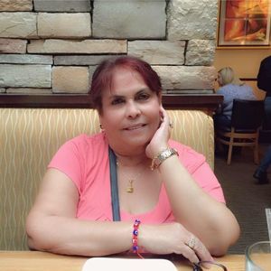 Meet your Posher, Mercedes