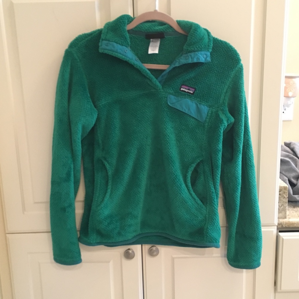 Emerald Green Women's Patagonia Sweatshirt