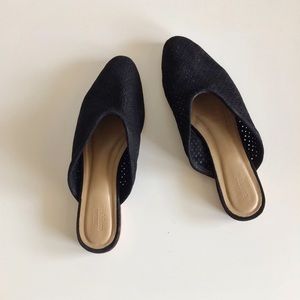 Black perforated slide mule