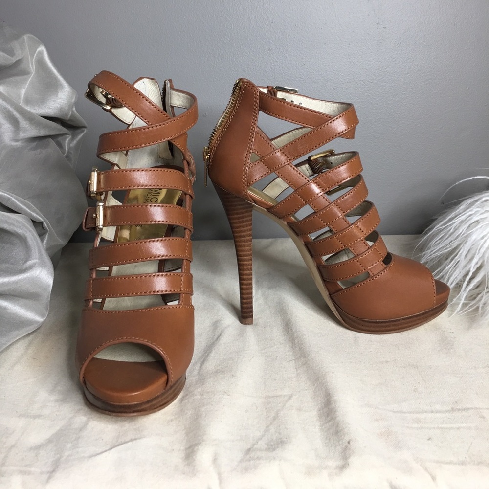 Michael Kors pumps