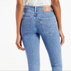 Levi's 721 High Rise Skinny Jean