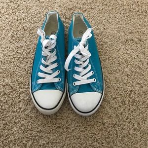 Retro Style Converse All Stars