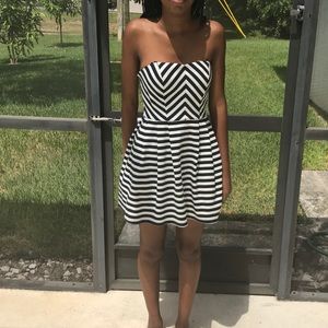 🔥Striped navy blue and white dress🔥