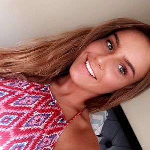 Meet your Posher, Mackenzie