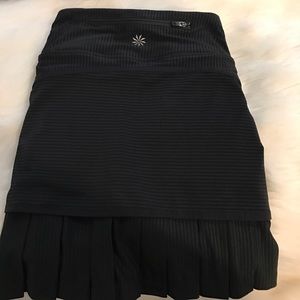 Athleta run skirt