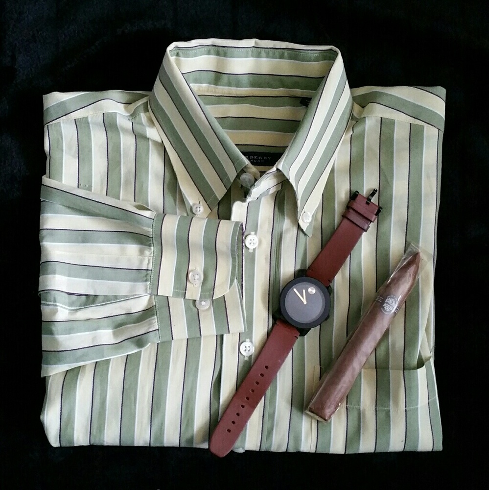 Men's Burberry Button Down Shirt