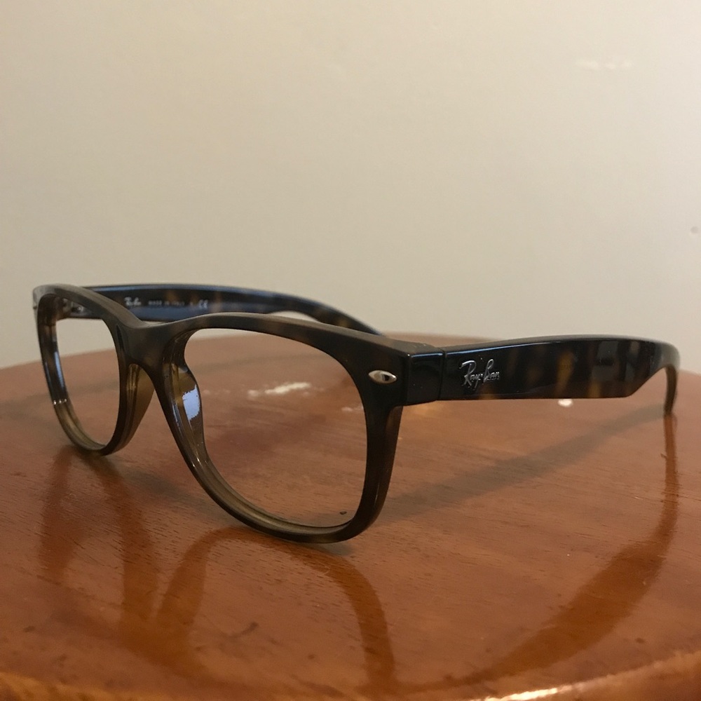 RayBan RB 2132 New Wayfarer