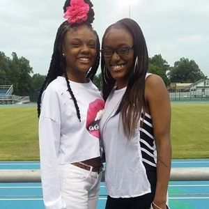 Meet your Posher, Shareona