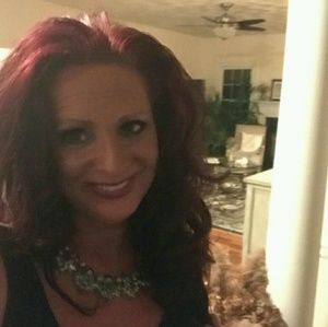 Meet your Posher, Tracy