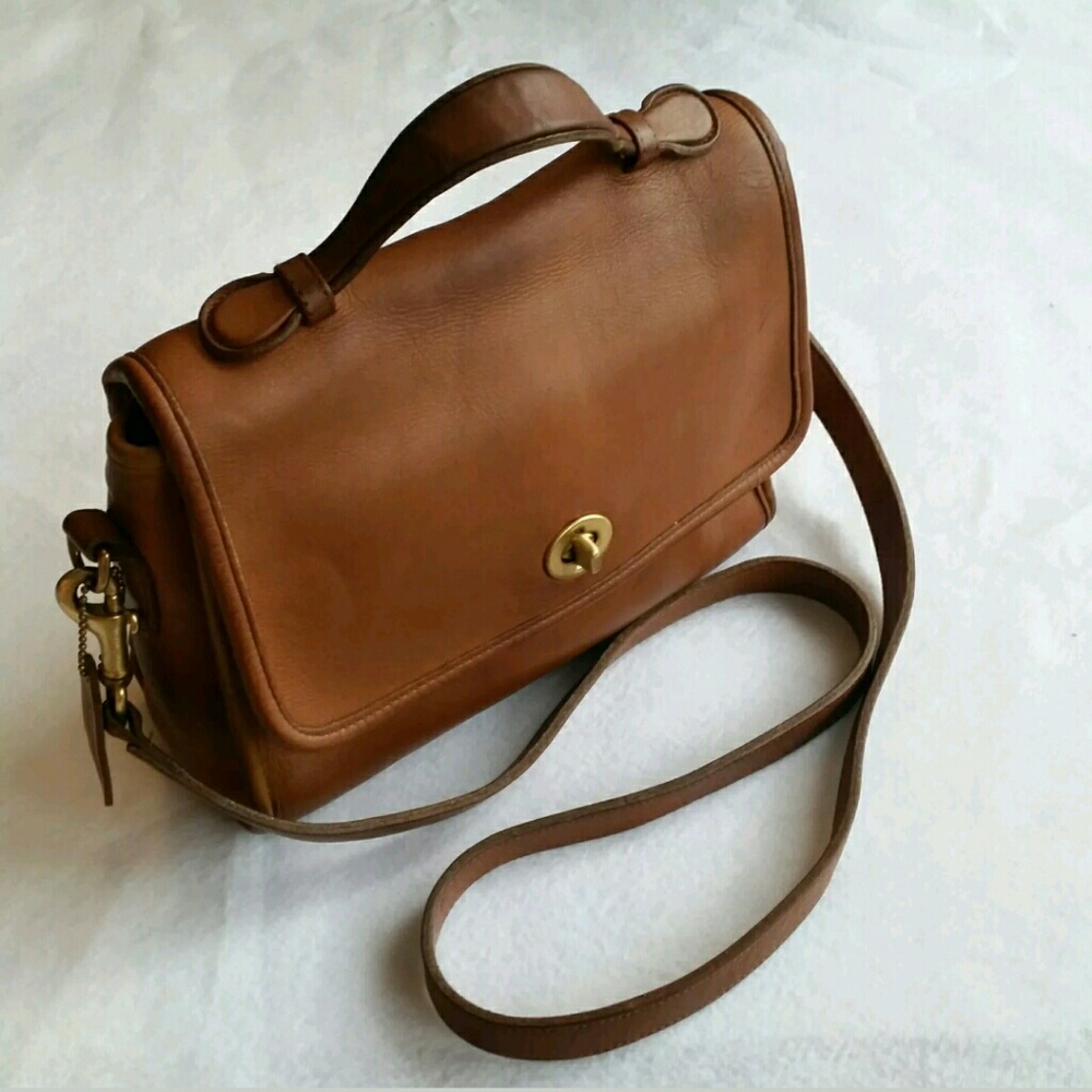 Vintage Coach British Tan Court Bag 9870