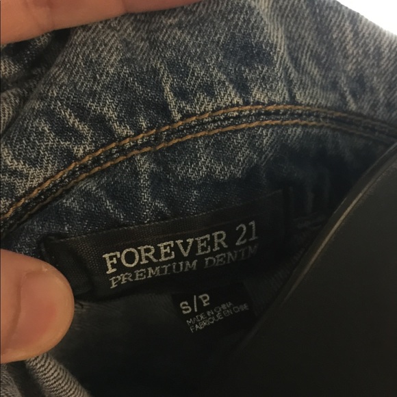 Forever 21 Denim Cropped Vest - Picture 3 of 5