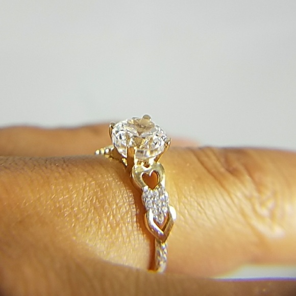 14k Solid Yellow Gold Heart Engagement Ring - Picture 2 of 8