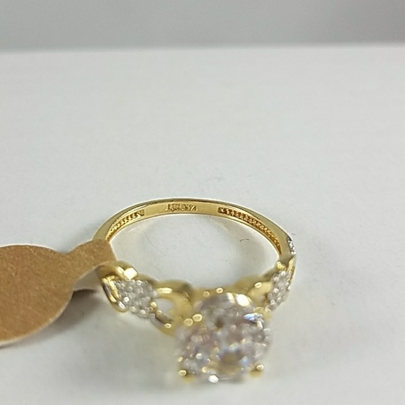 14k Solid Yellow Gold Heart Engagement Ring - Picture 8 of 8