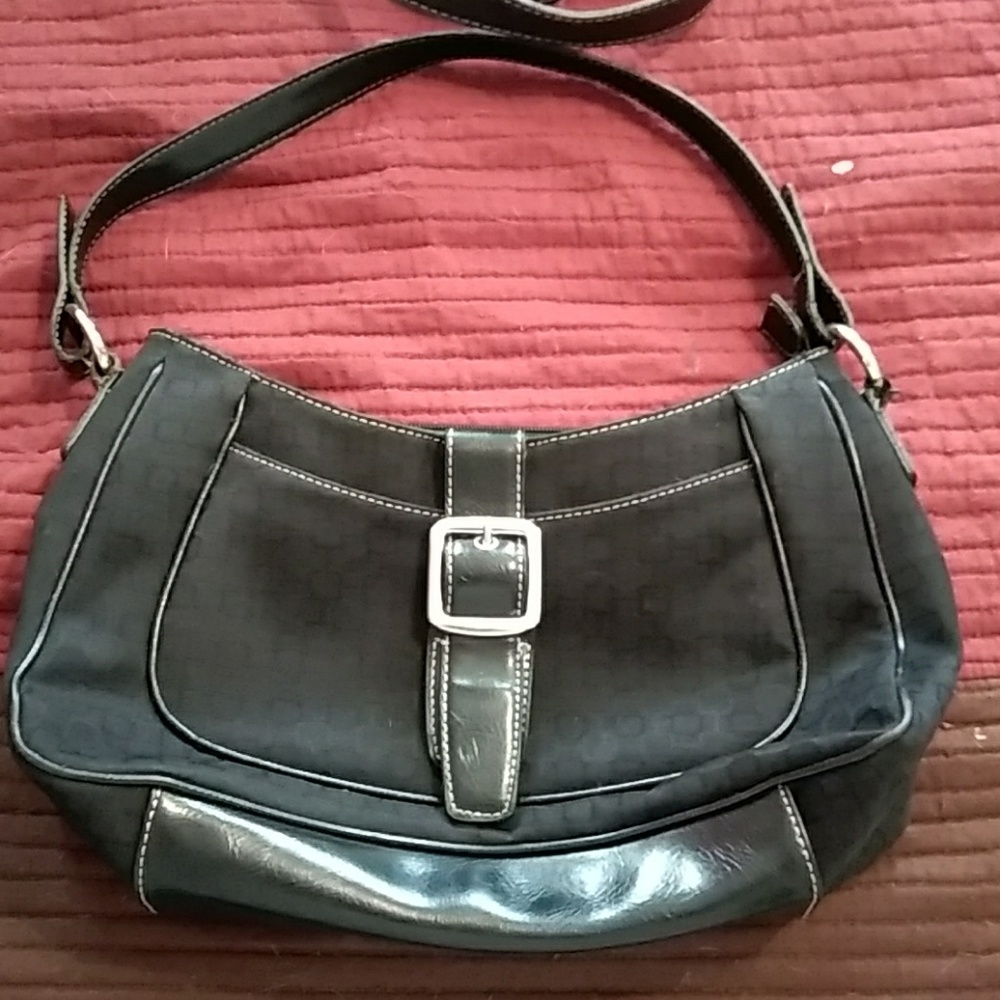 Black Nine West purse