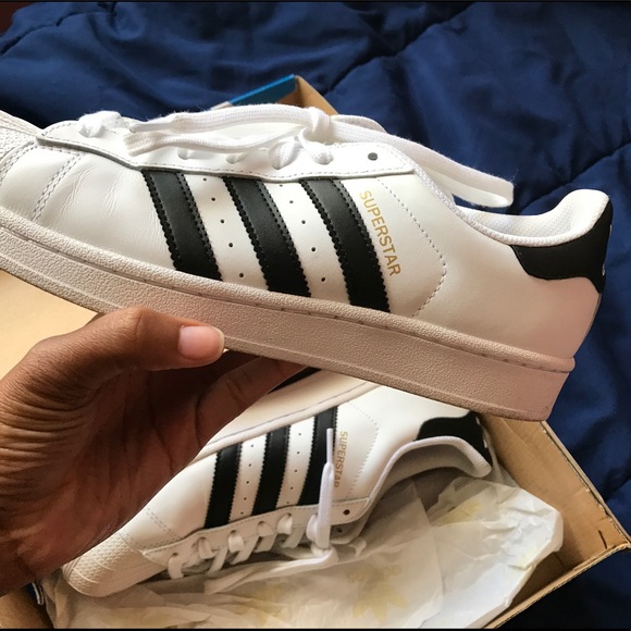 Adidas Superstars - Picture 4 of 6