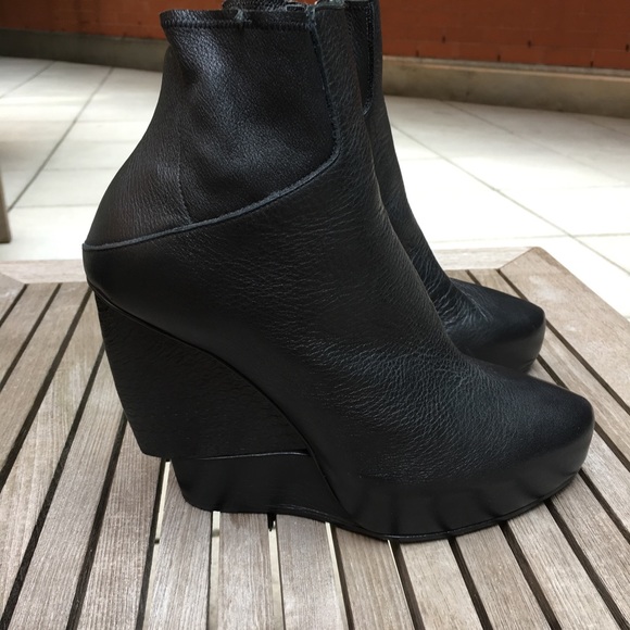 Helmut Lang Shoes - HELMUT LANG - GOT platform leather boots