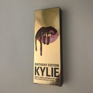 Kylie Leo Birthday Edition Lip Kit
