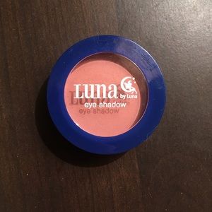 Luna eyeshadow