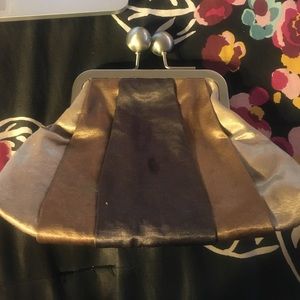 Stripped brown clutch