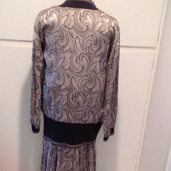 Beautiful Vintage 3 piece suit - Picture 5 of 7