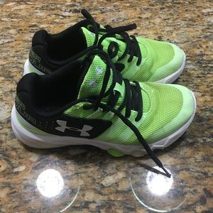 Under Armour Boys Tennis Shoes