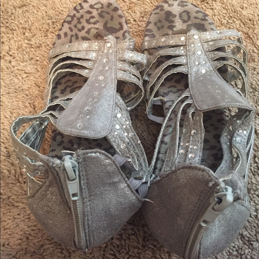Wedge sandals