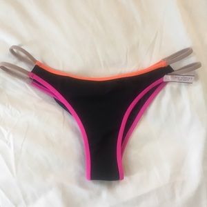 NWT Victoria's Secret Itsy Bikini Bottom