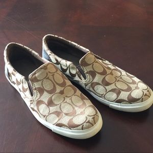 Women's coach sneakers slip on's size 9