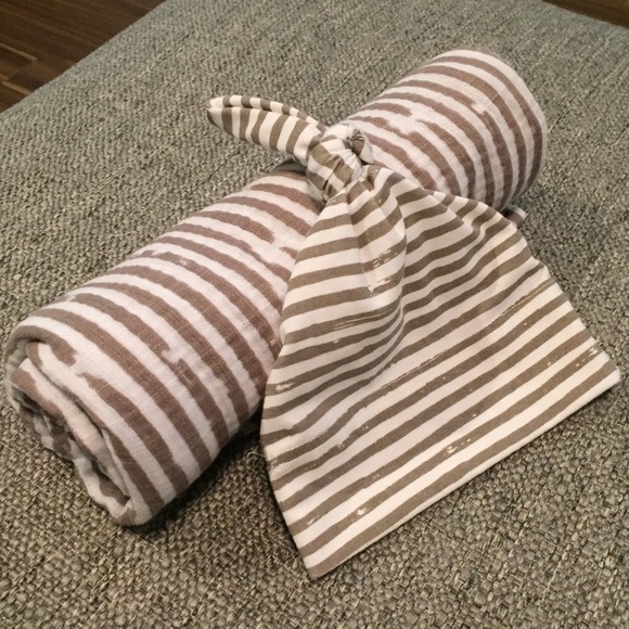 freshly picked swaddle