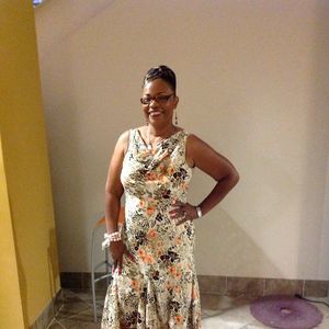 Meet your Posher, Loretta