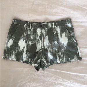 Gap printed shorts