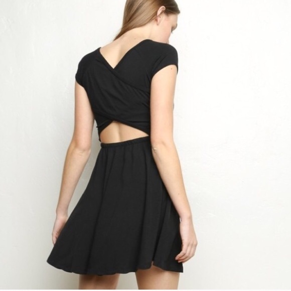 Brandy Melville Bethany Dress - Picture 1 of 6