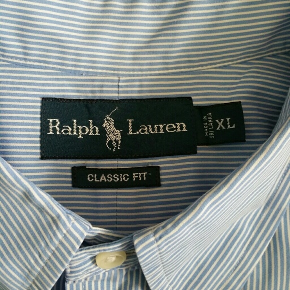 Men's Ralph Lauren Classic Fit  Button Down Shirt - Picture 4 of 4