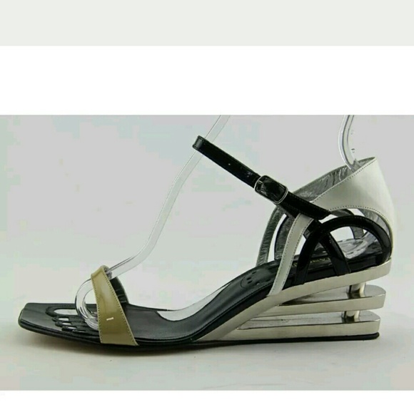 Woman's Wedge Sandals - Picture 6 of 6