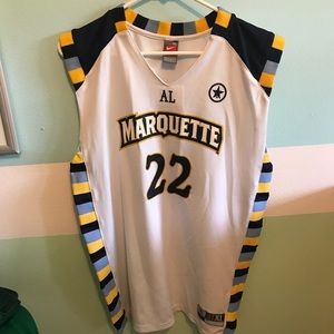 Men's Marquette Basketball Jersey Fits Size M