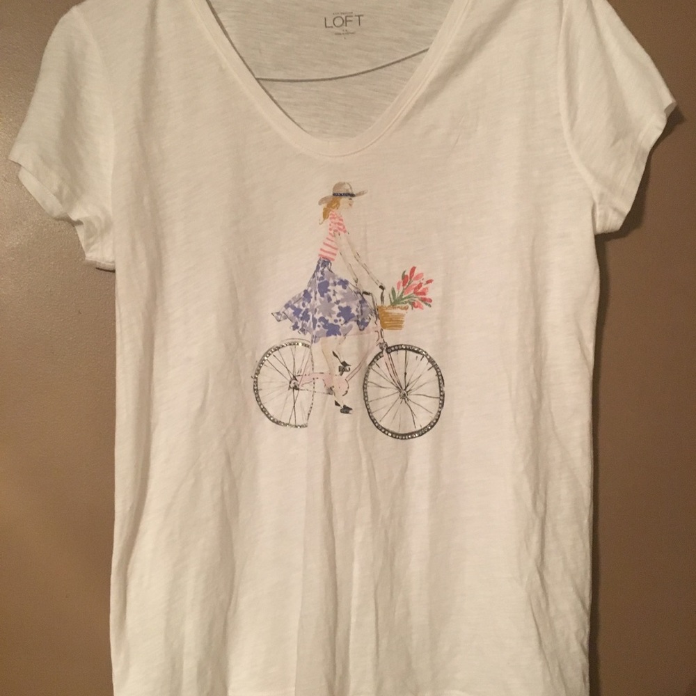 Ann Taylor Loft Tee size large