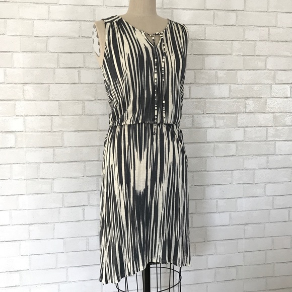 Velvet by Graham & Spencer Dresses & Skirts - Velvet summer dress size S