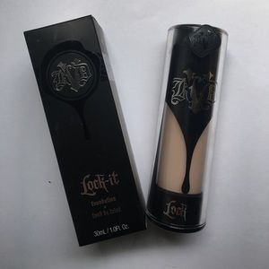 Kat Von D Lock It foundation BRAND NEW NEVER USED