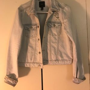 Forever 21 light wash denim Jean Jacket
