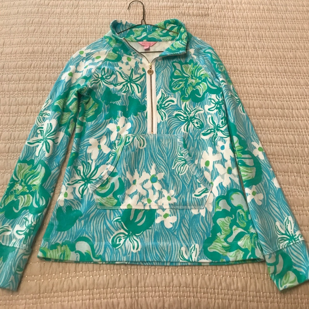 Lily Pulitzer Quarter Zip. Size X-S.