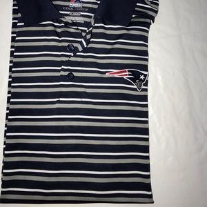 Patriots golf shirt.  Like New ...