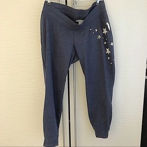 NWT Motherhood Maternity Underbelly Star Pant